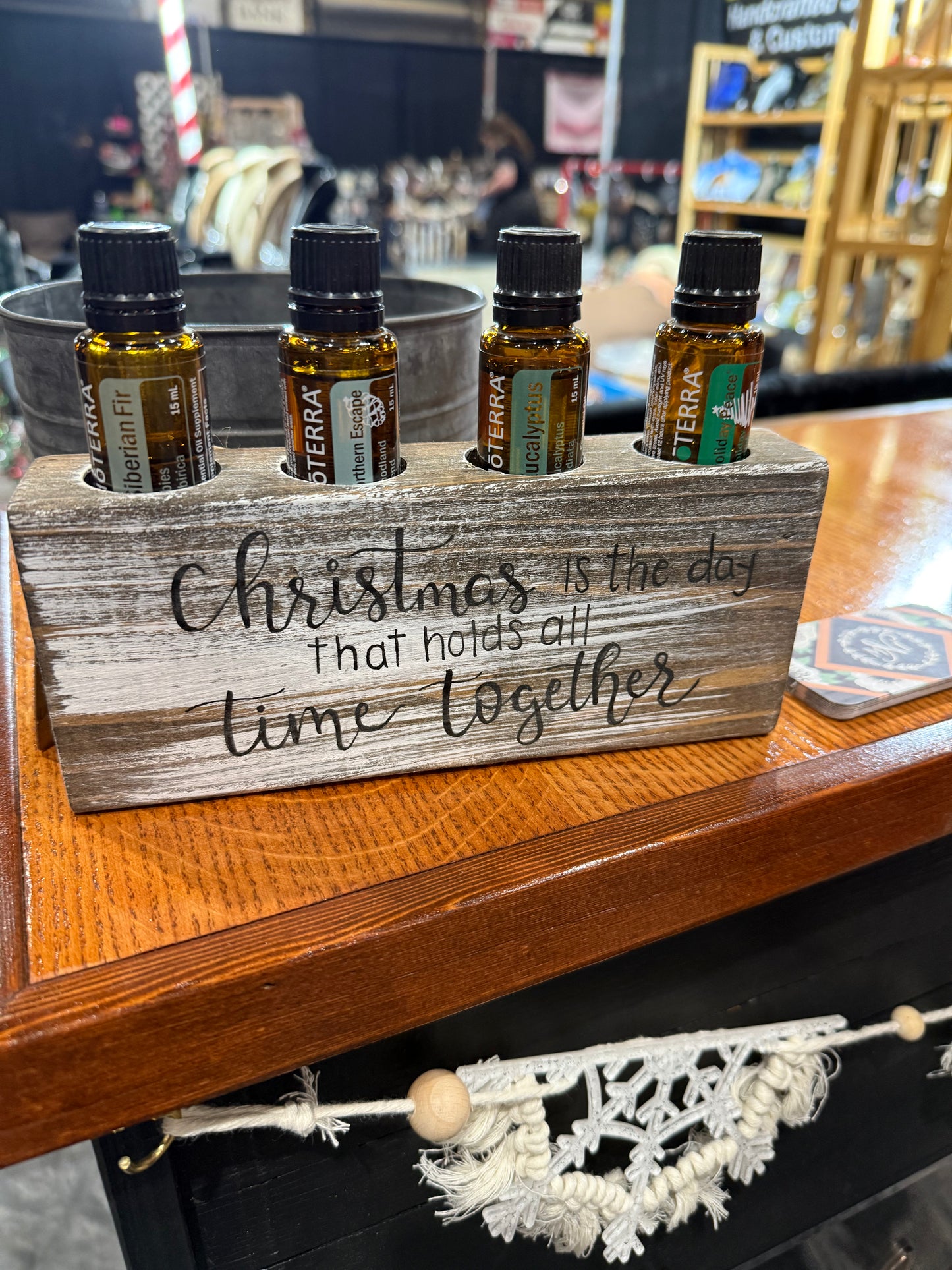 Essential Oil Holder